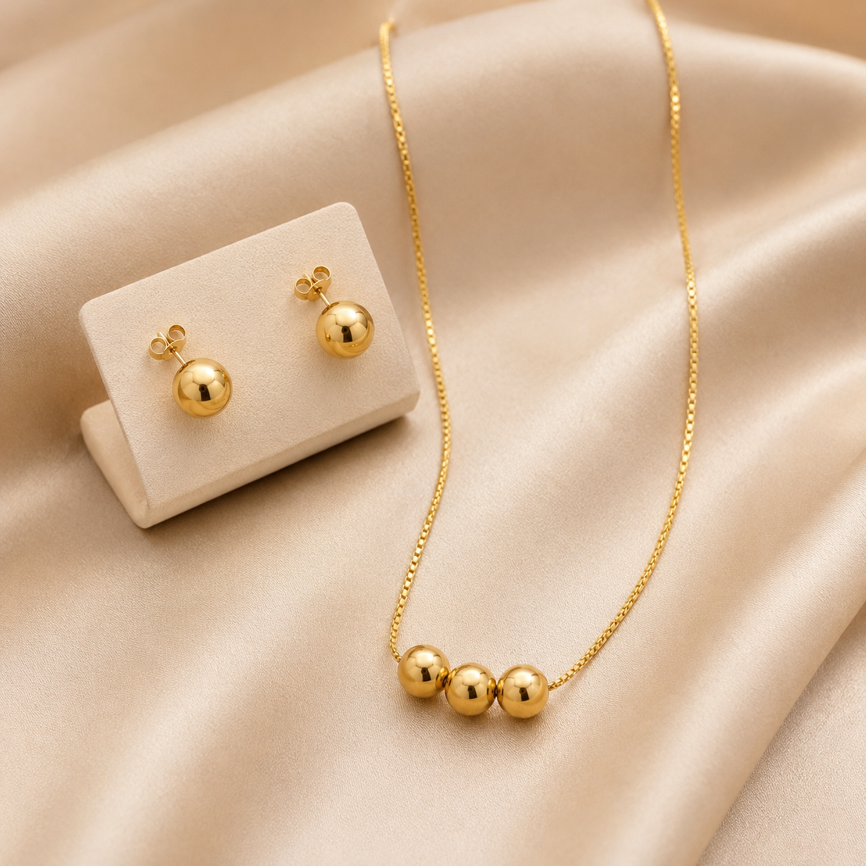 3 Ball Necklace with Earrings